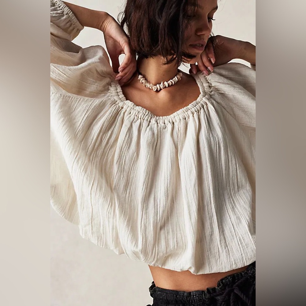 Free People We The Free All About The Bubble White Gathered Peasant Boho Tee